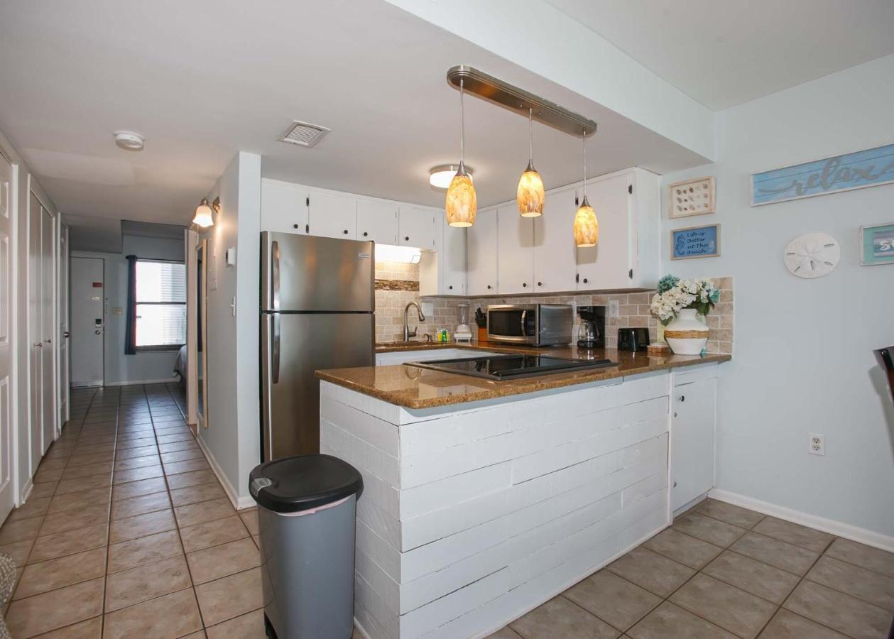 Island Winds West 477 By Albvr - Beachfront, Updated & Beautiful! Just Steps To The Beach & Hangout! Gulf Shores Buitenkant foto