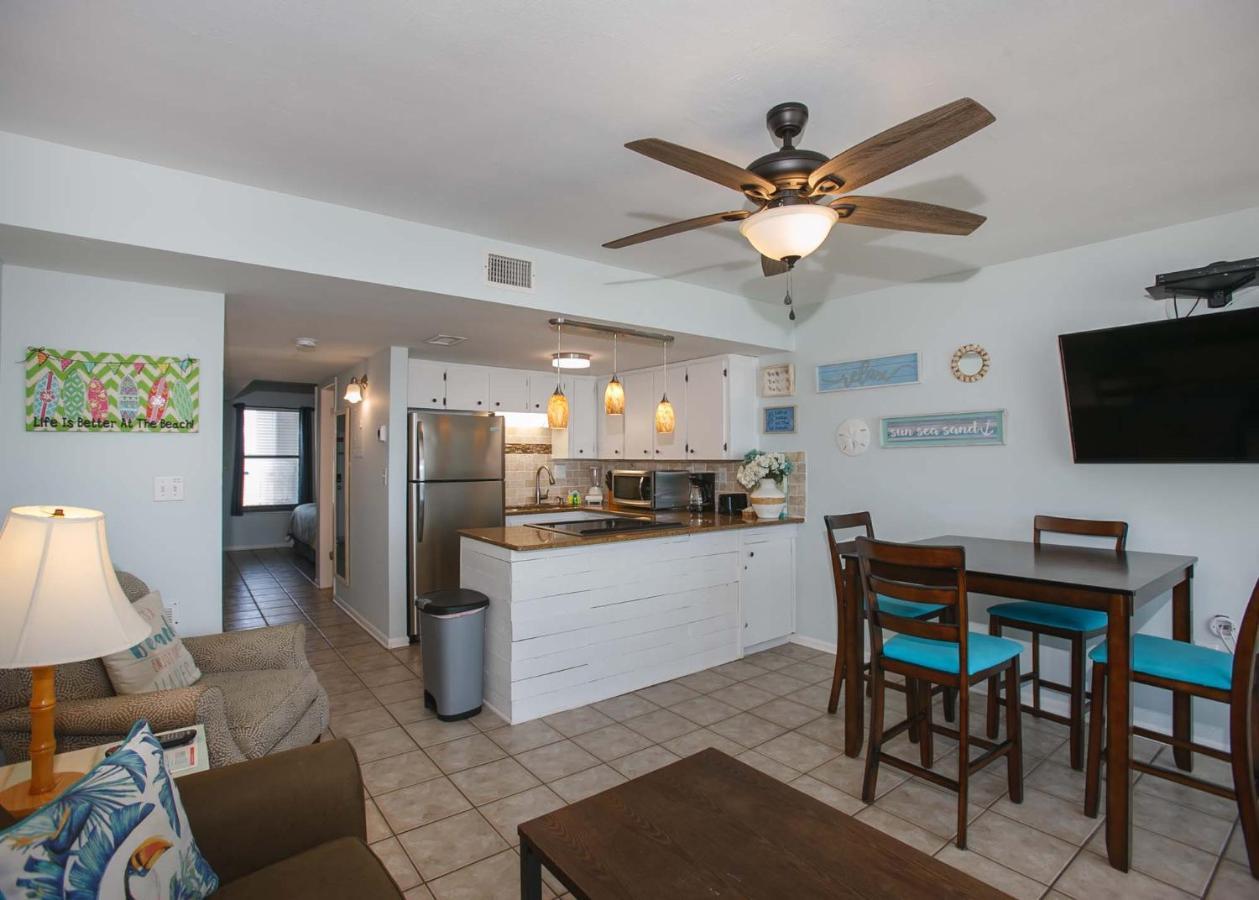 Island Winds West 477 By Albvr - Beachfront, Updated & Beautiful! Just Steps To The Beach & Hangout! Gulf Shores Buitenkant foto